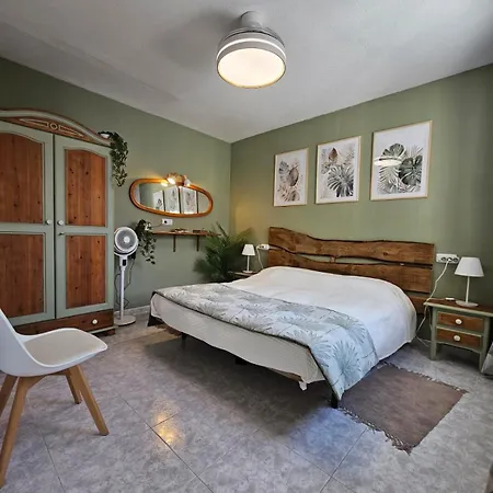 Holiday home Casa Almendros